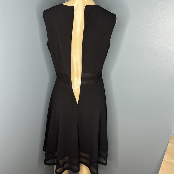 Calvin Klein black tulle detail sleeveless fit and flare dress size 10 - Picture 7 of 7